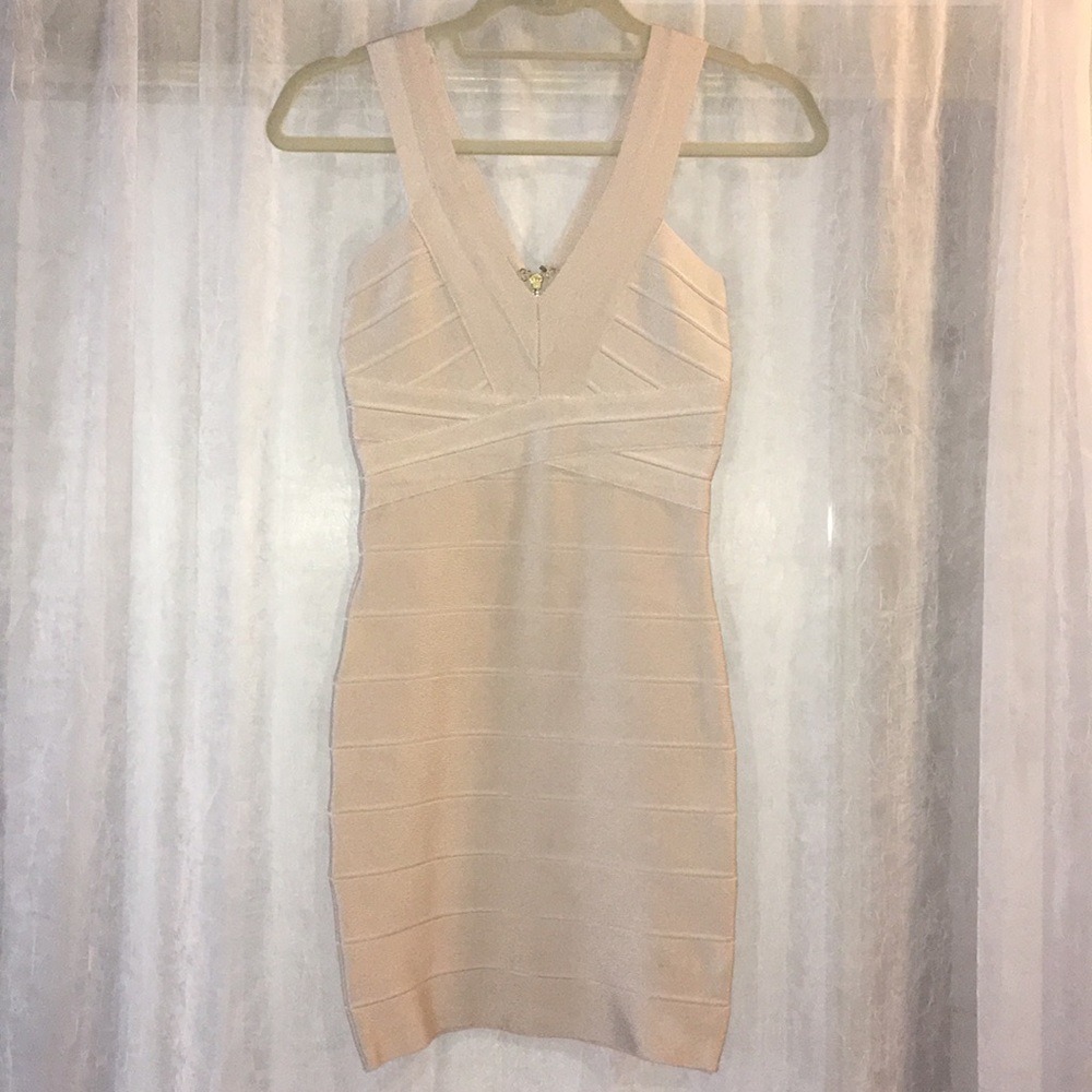 Bebe cream bandeau dress
